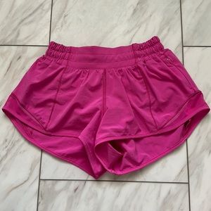 Sonic Pink Lululemon 2.5 Hotty Hot Shorts